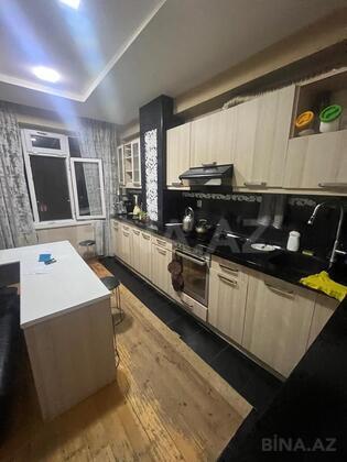 3 otaqlı Yeni tikili, Xırdalan