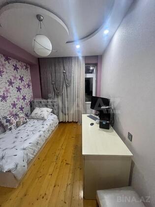 3 otaqlı Yeni tikili, Xırdalan
