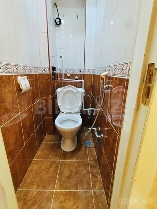 3 otaqlı Köhnə tikili, İnşaatçılar m., Bakı