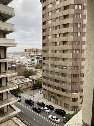 3 otaqlı Yeni tikili, 28 May m., Bakı