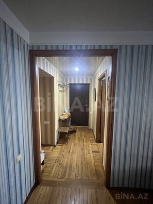 3 otaqlı Köhnə tikili, Elmlər Akademiyası m., Bakı