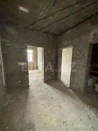 3 otaqlı Yeni tikili, Xırdalan