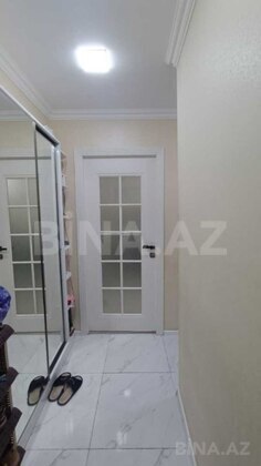 3 otaqlı Köhnə tikili, Elmlər Akademiyası m., Bakı