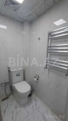 3 otaqlı Köhnə tikili, Elmlər Akademiyası m., Bakı
