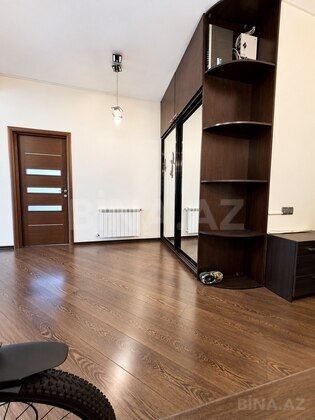3 otaqlı Yeni tikili, 8 Noyabr m., Bakı