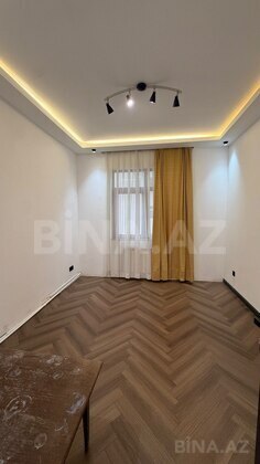 3 otaqlı Yeni tikili, İnşaatçılar m., Bakı