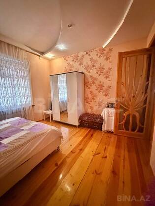 4 otaqlı Həyət evi/Bağ evi, Gəncə