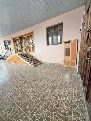 4 otaqlı Həyət evi/Bağ evi, Gəncə