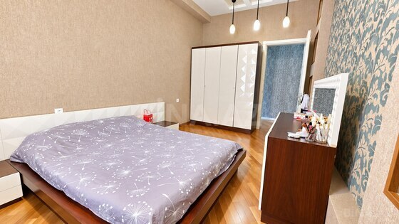 3 otaqlı Yeni tikili, 8 Noyabr m., Bakı