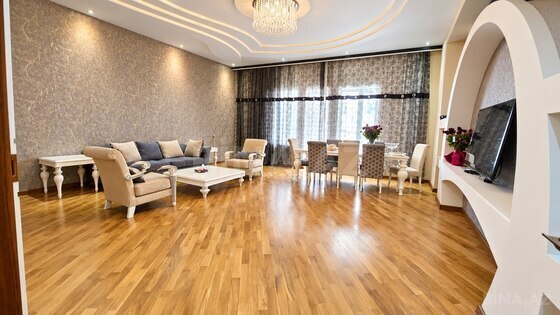 3 otaqlı Yeni tikili, 8 Noyabr m., Bakı