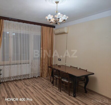 4 otaqlı Köhnə tikili, Sumqayıt