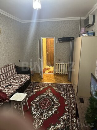4 otaqlı Köhnə tikili, Yeni Günəşli q., Bakı