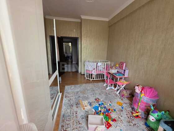 4 otaqlı Yeni tikili, Yasamal r., Bakı