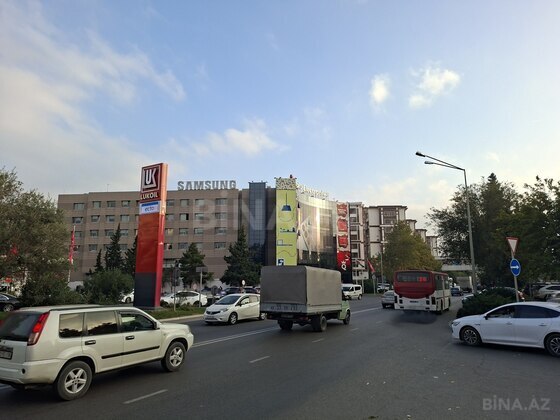 2 otaqlı Köhnə tikili, Azadlıq Prospekti m., Bakı