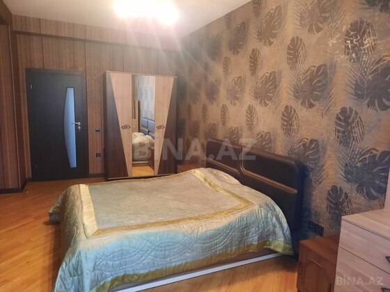 3 otaqlı Yeni tikili, 8 Noyabr m., Bakı
