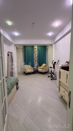 3 otaqlı Yeni tikili, İnşaatçılar m., Bakı