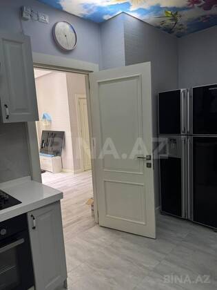 3 otaqlı Yeni tikili, İnşaatçılar m., Bakı