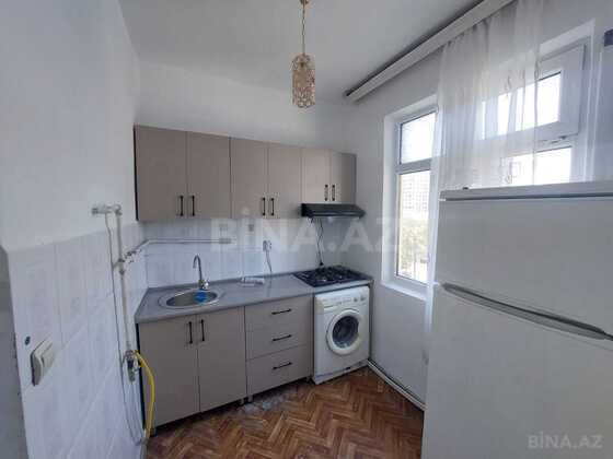 2 otaqlı Köhnə tikili, 7-ci mikrorayon q., Bakı