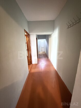 3 otaqlı Köhnə tikili, Xalqlar Dostluğu m., Bakı