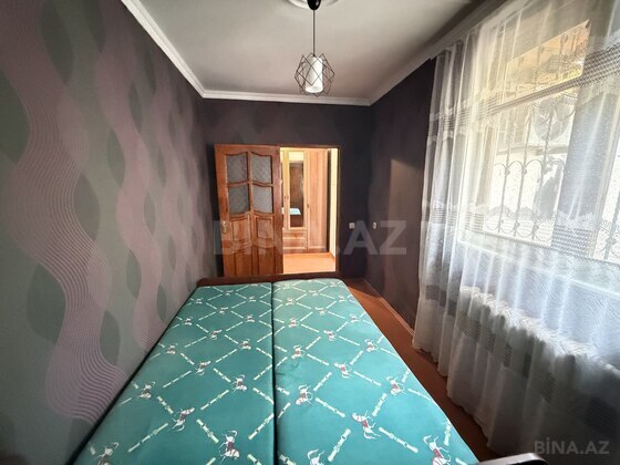 3 otaqlı Köhnə tikili, Xalqlar Dostluğu m., Bakı