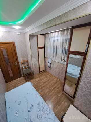 3 otaqlı Köhnə tikili, Həzi Aslanov m., Bakı