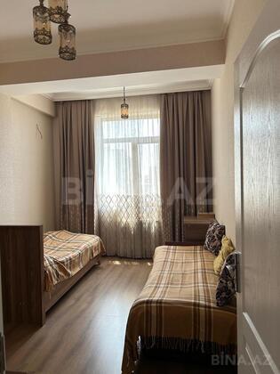 3 otaqlı Yeni tikili, İnşaatçılar m., Bakı