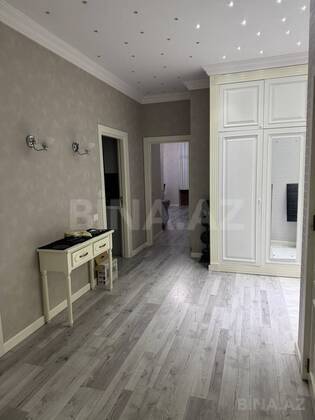 3 otaqlı Yeni tikili, İnşaatçılar m., Bakı