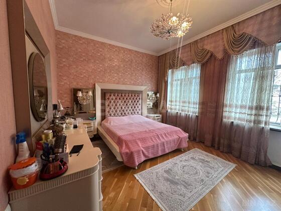5 otaqlı Həyət evi/Bağ evi, Qara Qarayev m., Bakı