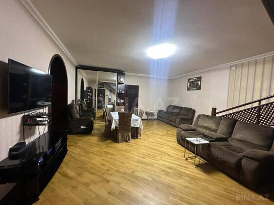 5 otaqlı Həyət evi/Bağ evi, Qara Qarayev m., Bakı