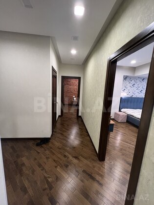 3 otaqlı Yeni tikili, Şah İsmayıl Xətai m., Bakı
