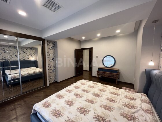 3 otaqlı Yeni tikili, Şah İsmayıl Xətai m., Bakı