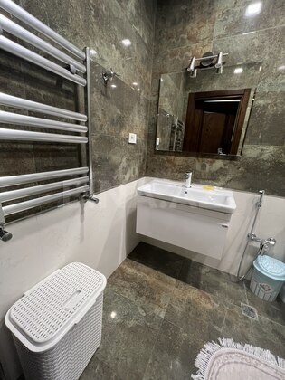 3 otaqlı Yeni tikili, Şah İsmayıl Xətai m., Bakı