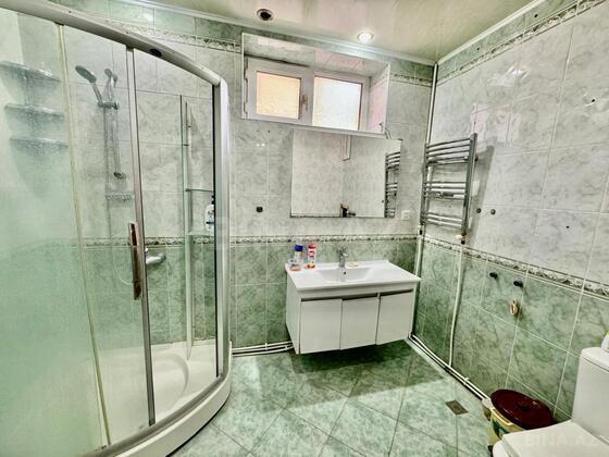 3 otaqlı Yeni tikili, 8-ci mikrorayon q., Bakı