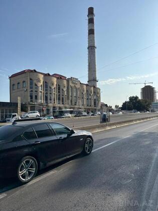 3 otaqlı Köhnə tikili, Memar Əcəmi m., Bakı