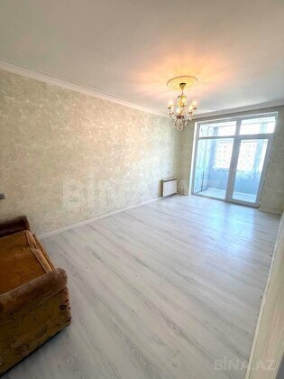 3 otaqlı Köhnə tikili, Əhmədli q., Bakı