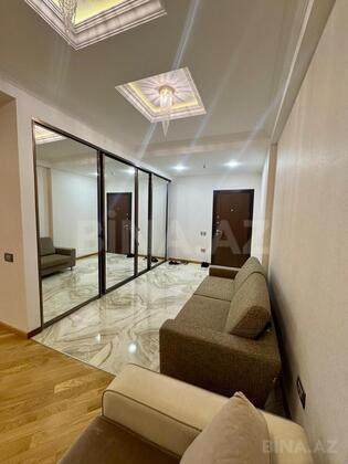 3 otaqlı Yeni tikili, Şah İsmayıl Xətai m., Bakı