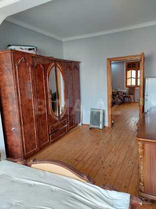 3 otaqlı Köhnə tikili, Azadlıq Prospekti m., Bakı