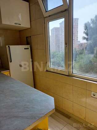 3 otaqlı Köhnə tikili, Azadlıq Prospekti m., Bakı