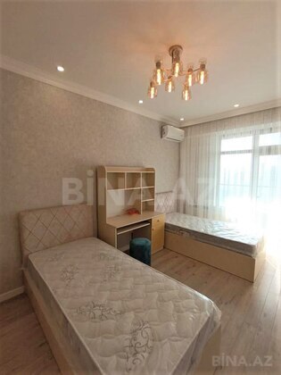 3 otaqlı Yeni tikili, 8 Noyabr m., Bakı