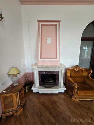 6 otaqlı Köhnə tikili, Sahil m., Bakı