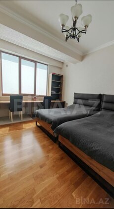 3 otaqlı Yeni tikili, Qara Qarayev m., Bakı