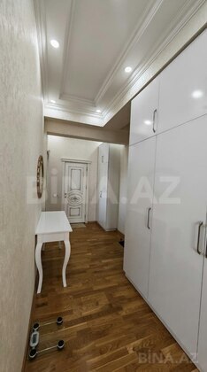 3 otaqlı Yeni tikili, Qara Qarayev m., Bakı