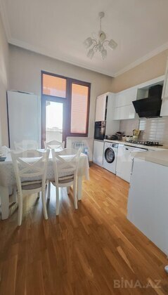 3 otaqlı Yeni tikili, Qara Qarayev m., Bakı