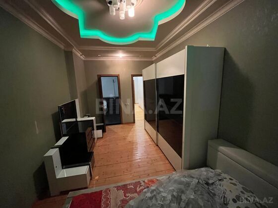 3 otaqlı Yeni tikili, İnşaatçılar m., Bakı