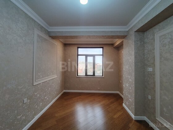 4 otaqlı Yeni tikili, Memar Əcəmi m., Bakı