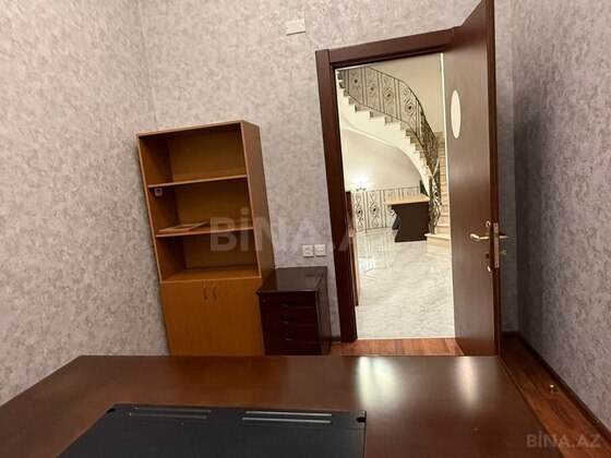 8 otaqlı Ofis, Memar Əcəmi m., Bakı