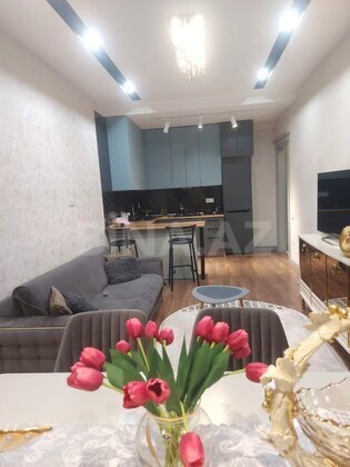 3 otaqlı Yeni tikili, İnşaatçılar m., Bakı