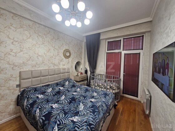 4 otaqlı Yeni tikili, Elmlər Akademiyası m., Bakı