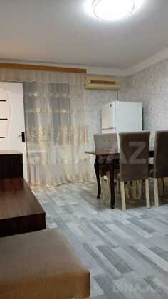 2 otaqlı Köhnə tikili, İnşaatçılar m., Bakı
