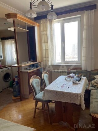 5 otaqlı Köhnə tikili, Yasamal r., Bakı